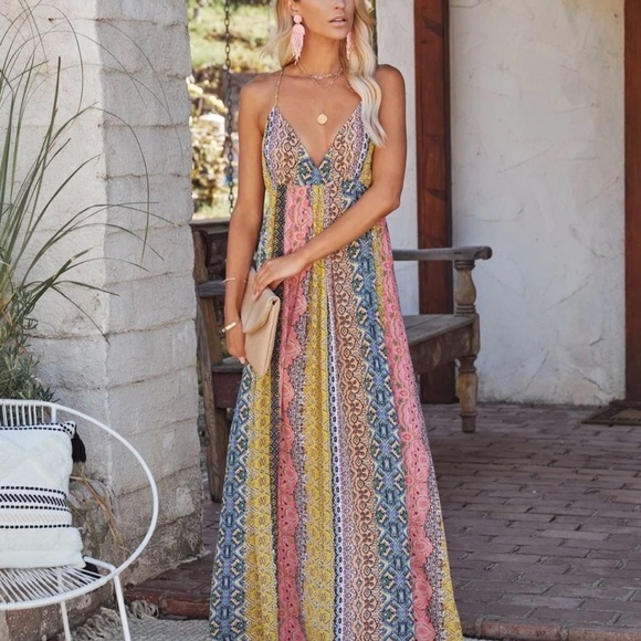Dresses & Skirts - Boho Maxi Dress